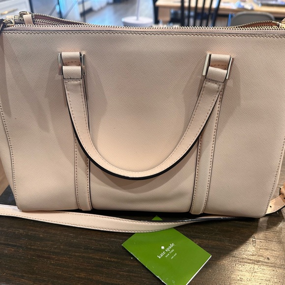 Kate Spade purse - Picture 1 of 4